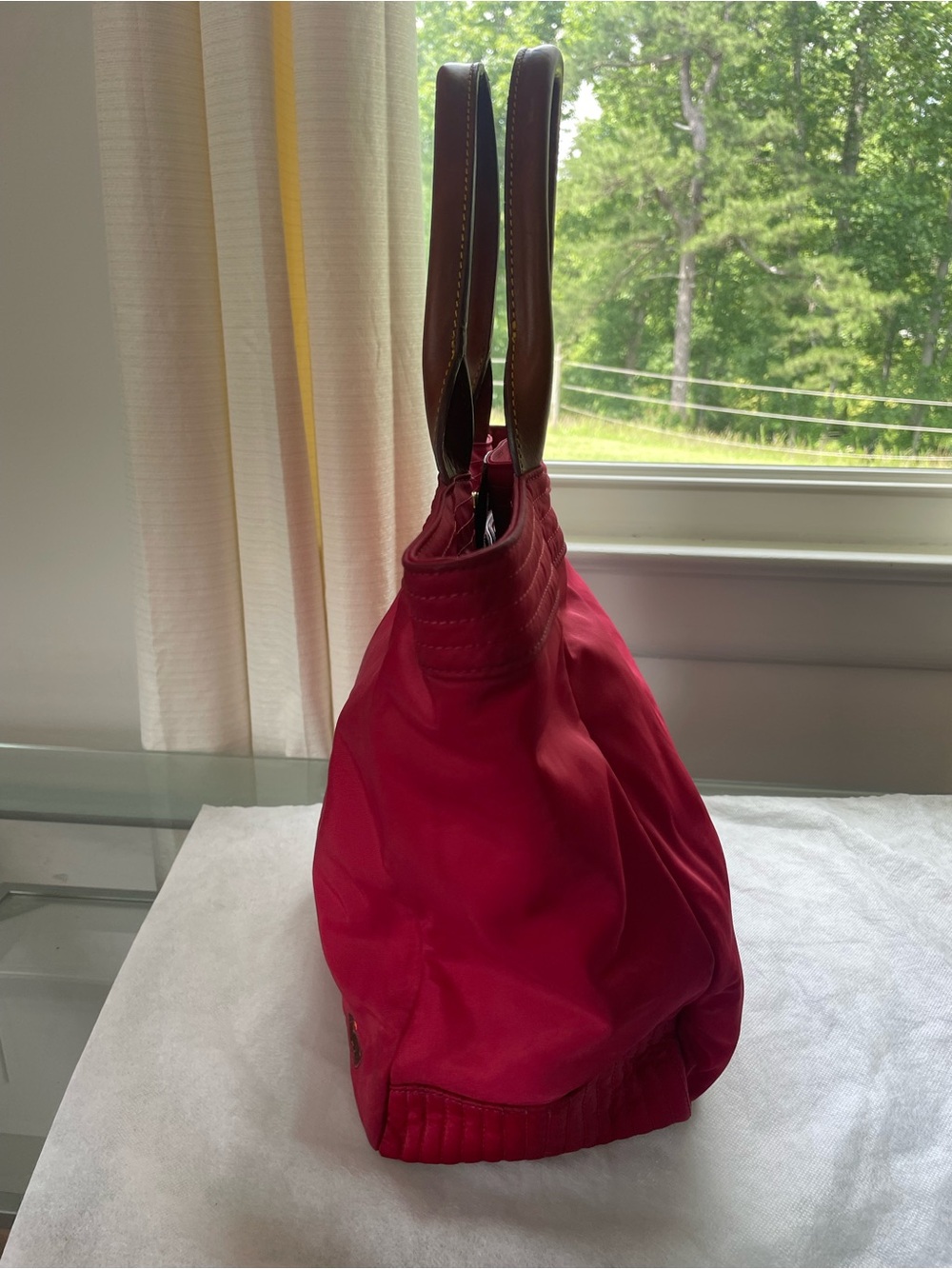 Dooney & Bourke EUC Victoria Nylon Tote Leather Handles Bag - Picture 6 of 12